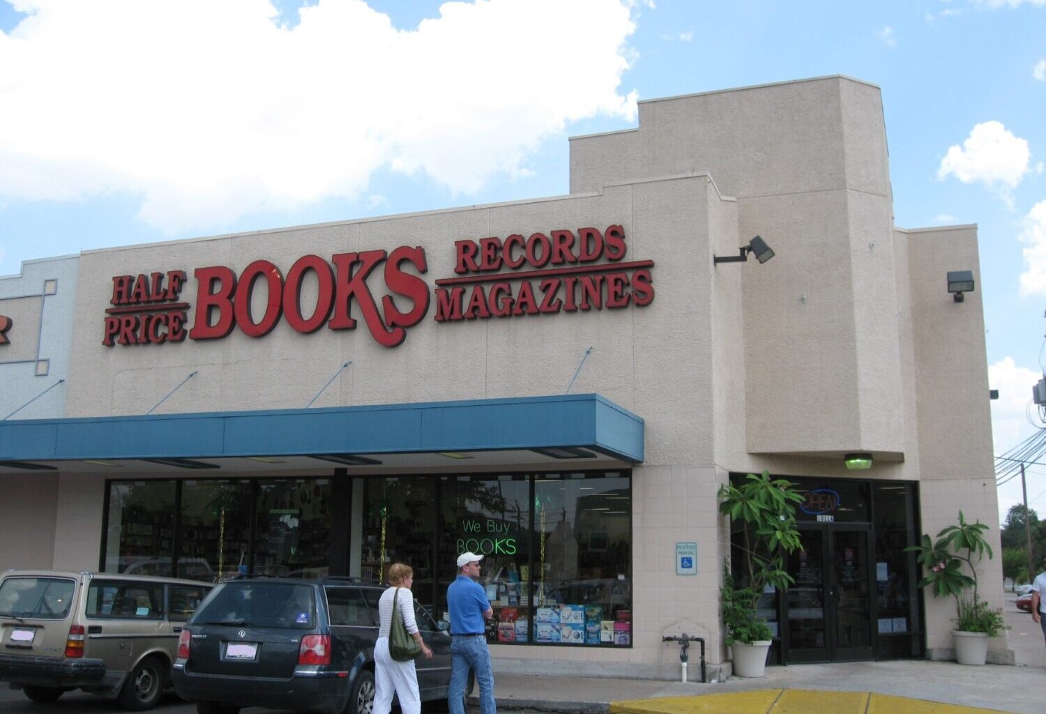 The former Half Price Books location in Montrose, which closed in 2021.