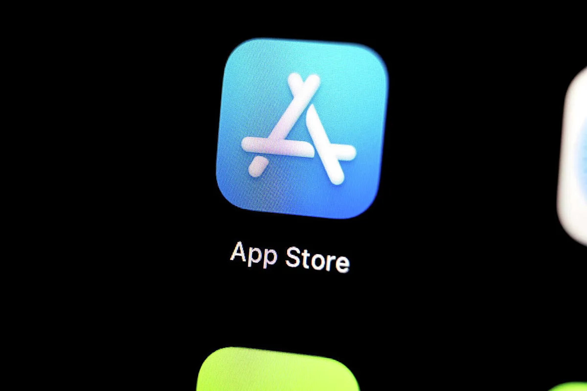 Texas kids will need parental consent to download apps. Here's why