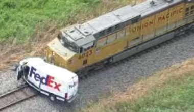 Victim identified in fatal train crash involving FedEx truck north of Itasca