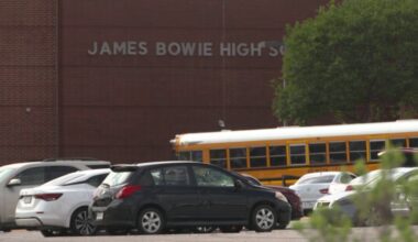 Former Dunbar High School principal Justin Edwards hired to lead Arlington’s Bowie High