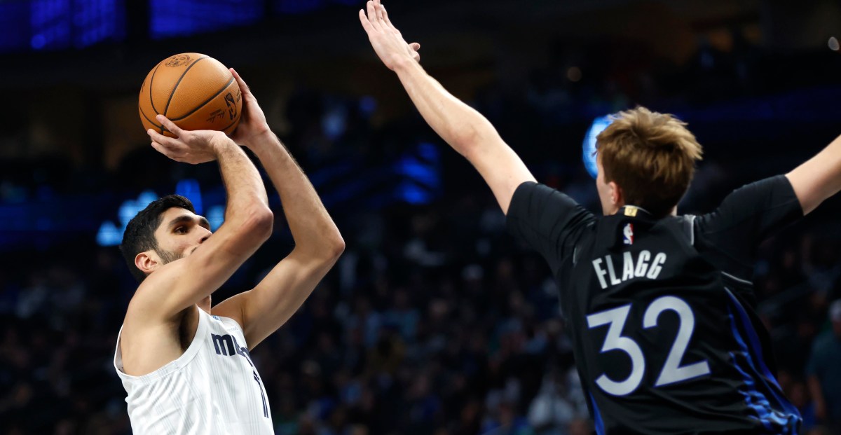 Dallas Mavericks acquire Santi Aldama from Memphis Grizzlies