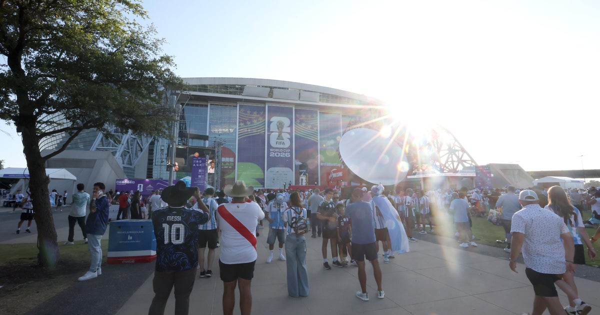 Man arrested for flying drone near Dallas Stadium before FIFA World Cup match between Argentina and Jordan