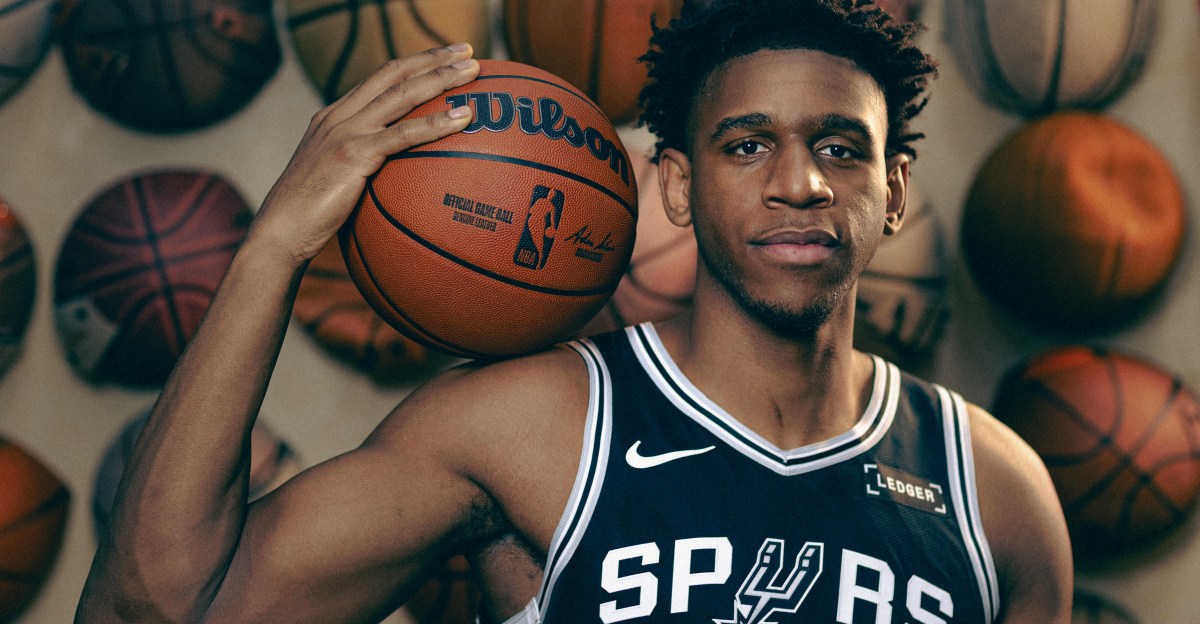 The Spurs face the Jazz as they try to finish SL on a positive note