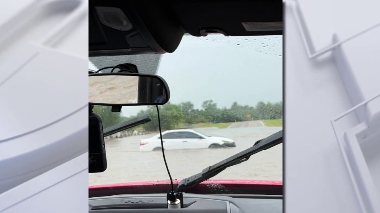 Flash flooding hits parts of Texas