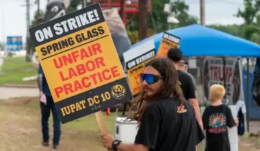 Lone Star Labor: Hot Strike Summer
