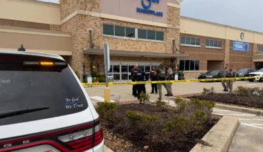 Shots fired inside Houston-area Kroger, 2 men critically injured