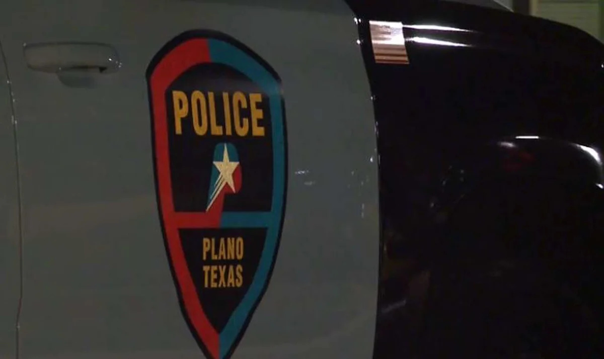 Plano police detectives shoot male suspect in gunfire exchange at Carrollton gas station