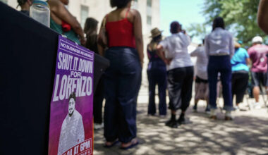 Activists urge Houston businesses to close for ‘No Business As Usual' protest after ICE shooting
