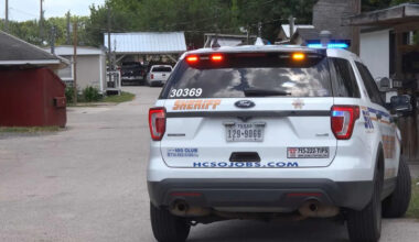 Houston shooting kills teen girl, older brother in front of toddler, HCSO says