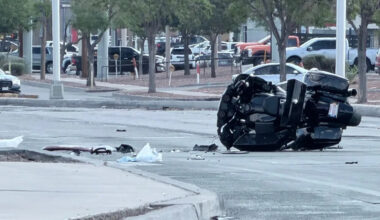 2 people hurt after motorcycle, vehicle crash in East El Paso
