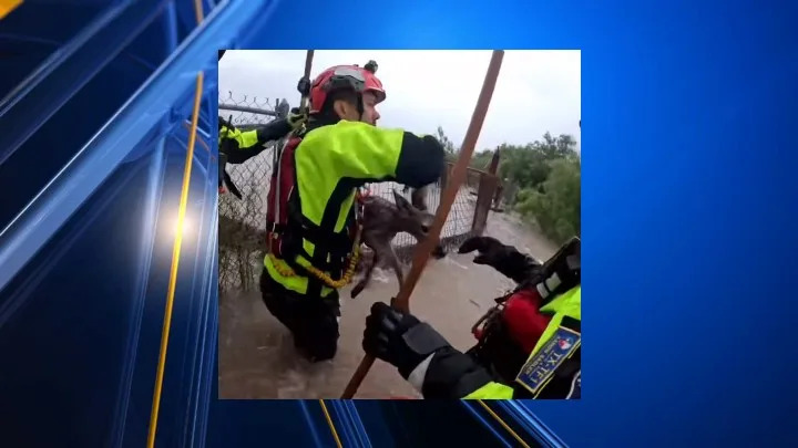 El Paso Fire deploys to South-Central Texas to help with flooding