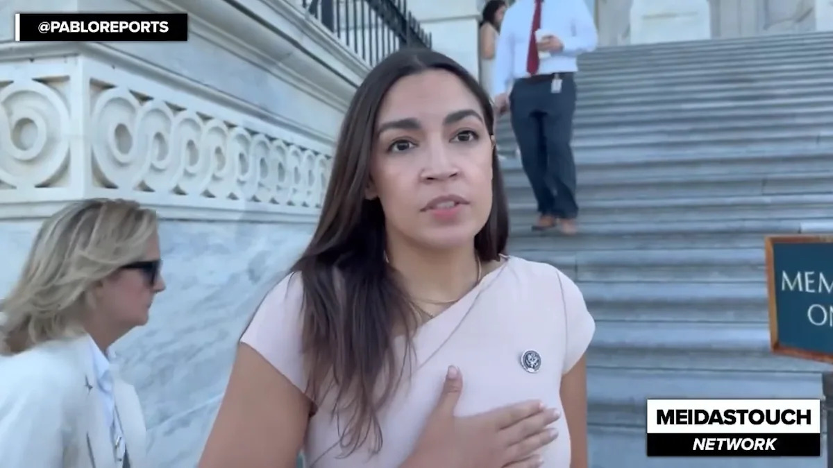 Exclusive: AOC on ICE Killings in Maine and Texas