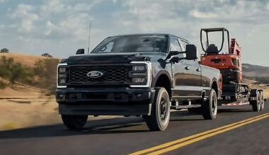 Texas Truck Barn Releases Essential Commercial Fleet Selection Criteria for North Texas Businesses