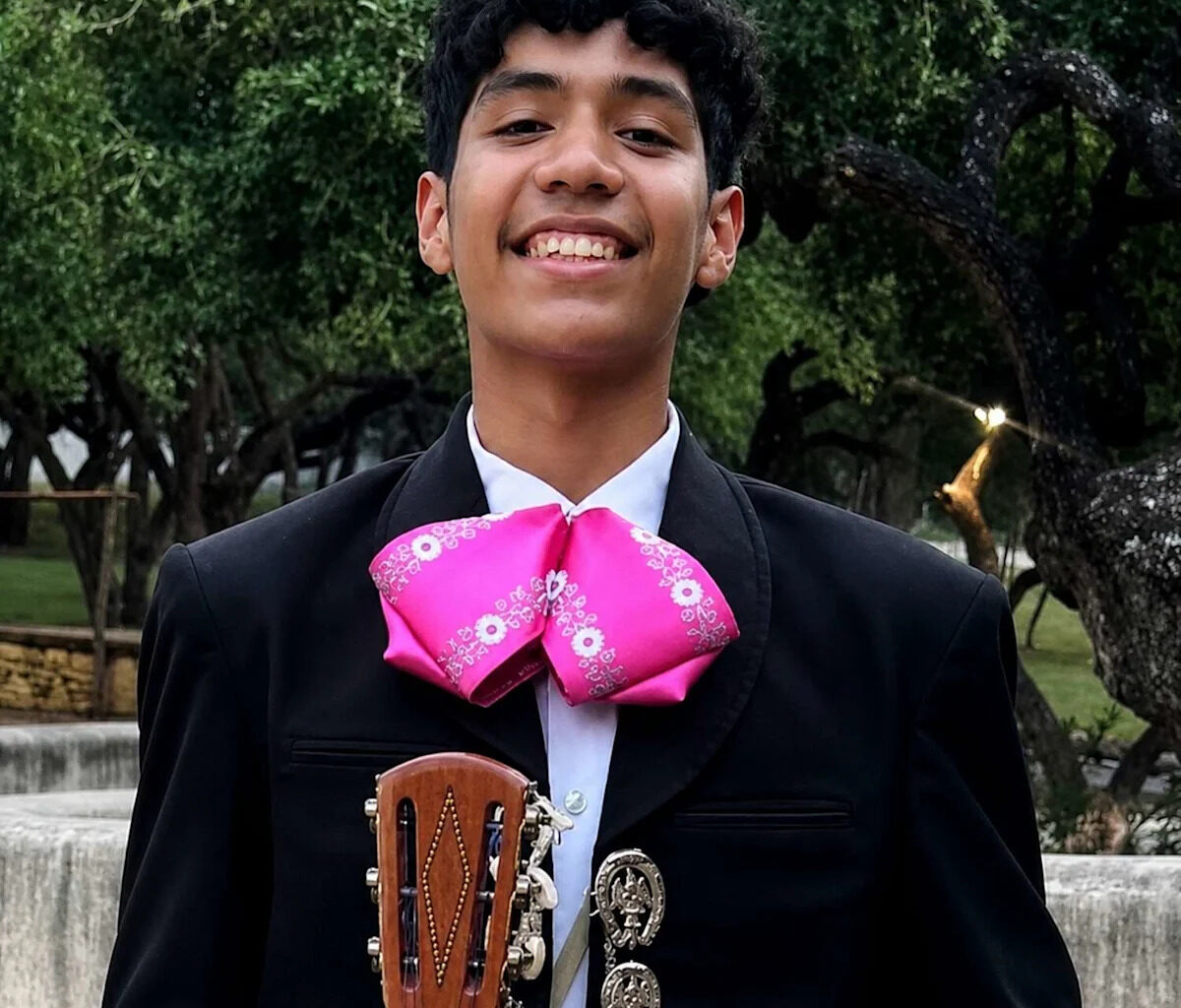 San Antonio mariachi in ICE detention records 'Star-Spangled Banner' for July Fourth