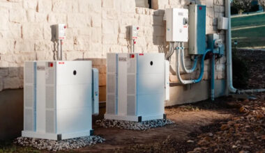 Texas utility could tap customers' home batteries at peak times, while outages still trigger backup