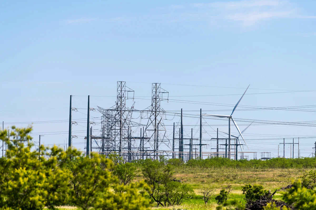 New Texas proposal could make data centers, factories, and other huge users pay more