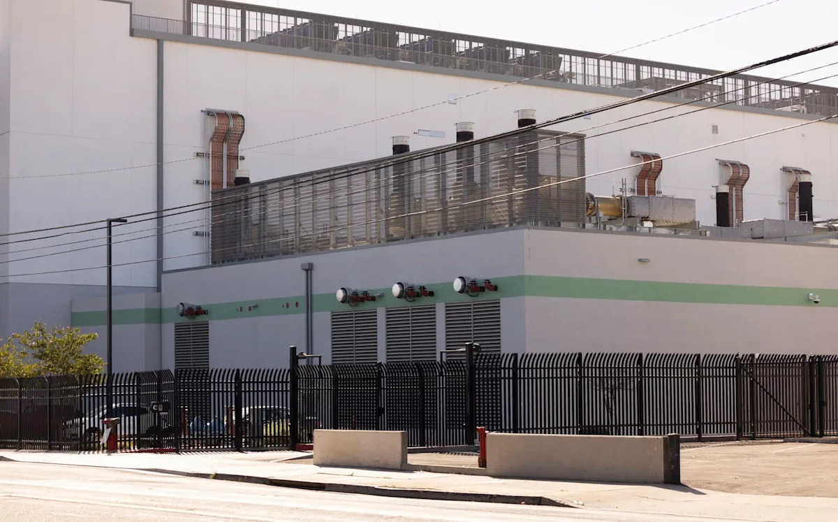 Texas residents rally against 500-acre data center over water, noise, and closed-door fears