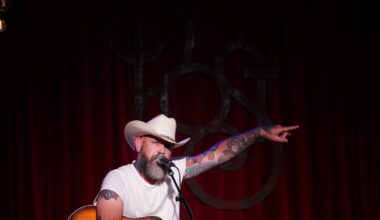 Listen up: Musical talent finds onstage home at Fort Worth venue’s songwriter night