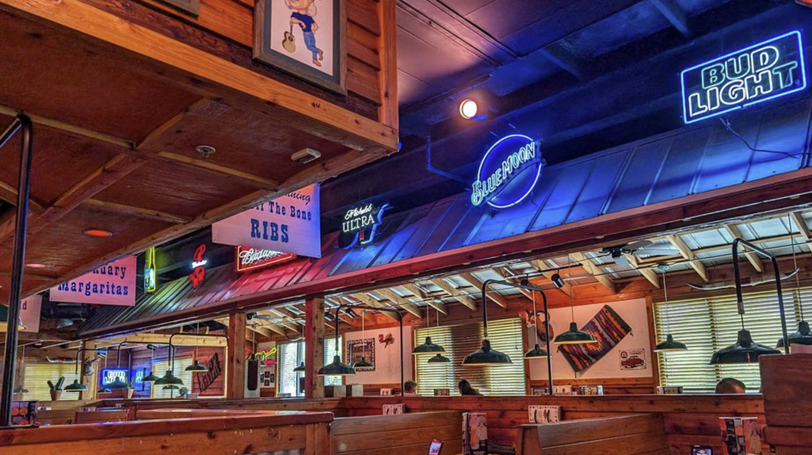 Some Redditors Don't Like How Texas Roadhouse Asks For Tips