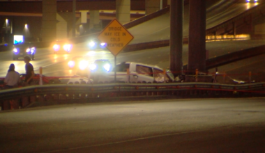 2 dead after alleged high-speed, unsafe lane change causes crash on Loop 375