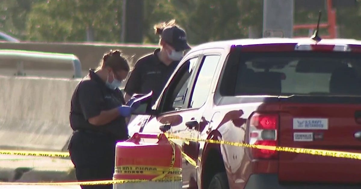 Homeless man shot by driver after breaking car window with pocketknife: APD