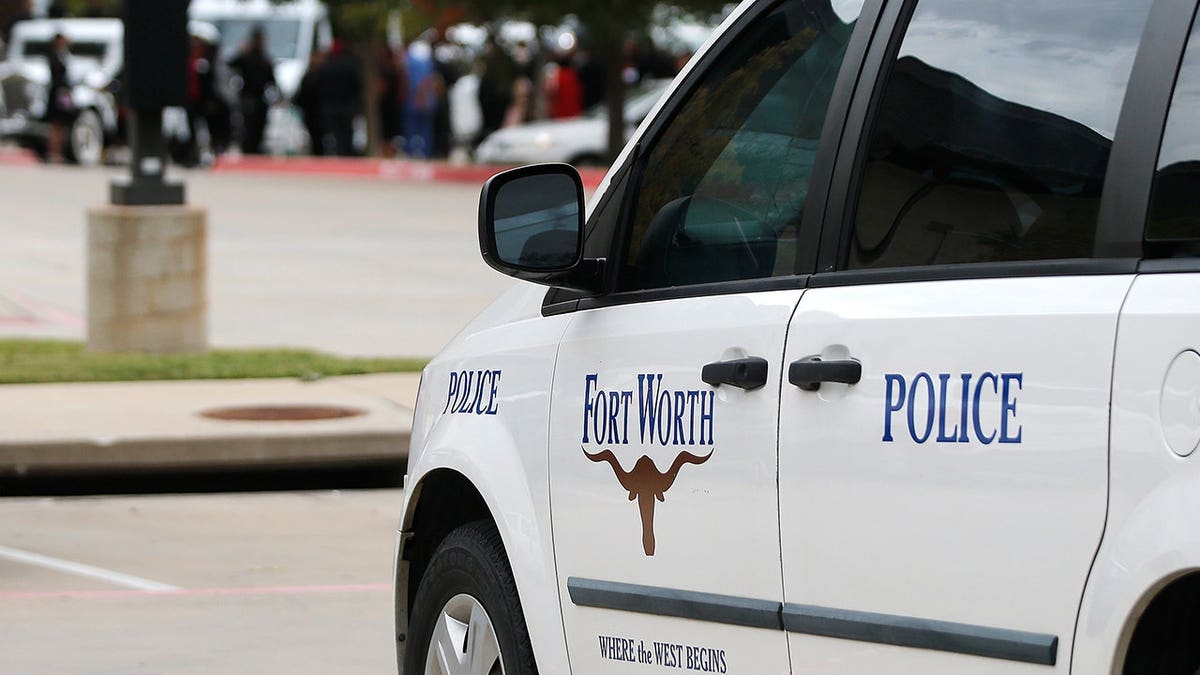 parked-Fort-Worth-police-car