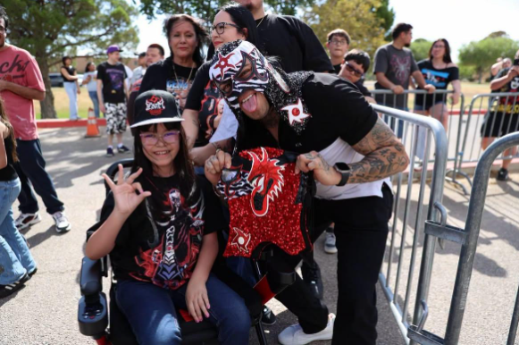 Living Life with Zero Fear: El Paso wrestling fan meets WWE's Penta