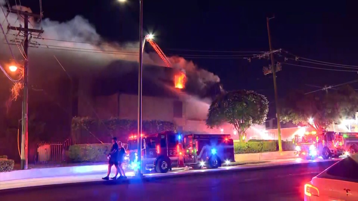 Northeast Dallas condo fire displaces dozens after 3-alarm blaze – NBC 5 Dallas-Fort Worth