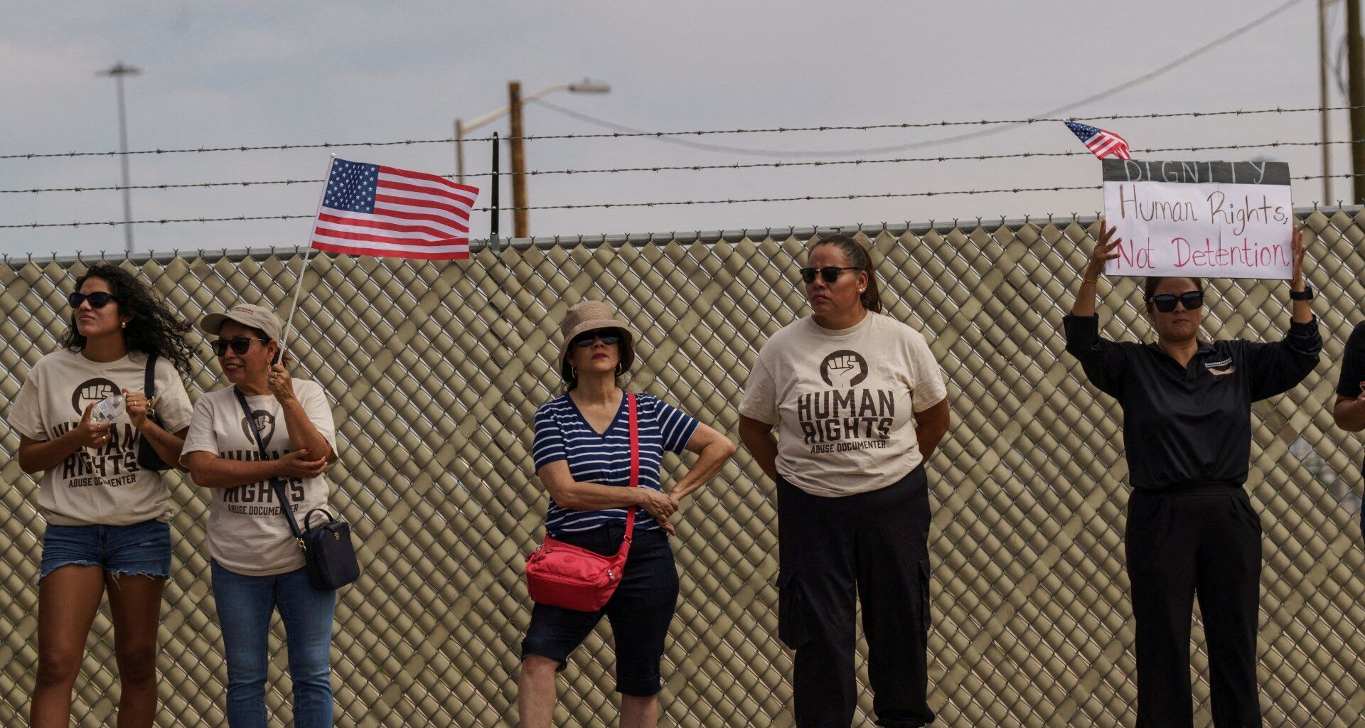 ICE extends lease on Texas detention centre where three migrants died | News