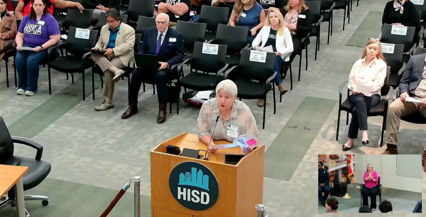 Bonnie Wallace Speaking at HISD Board Meeting