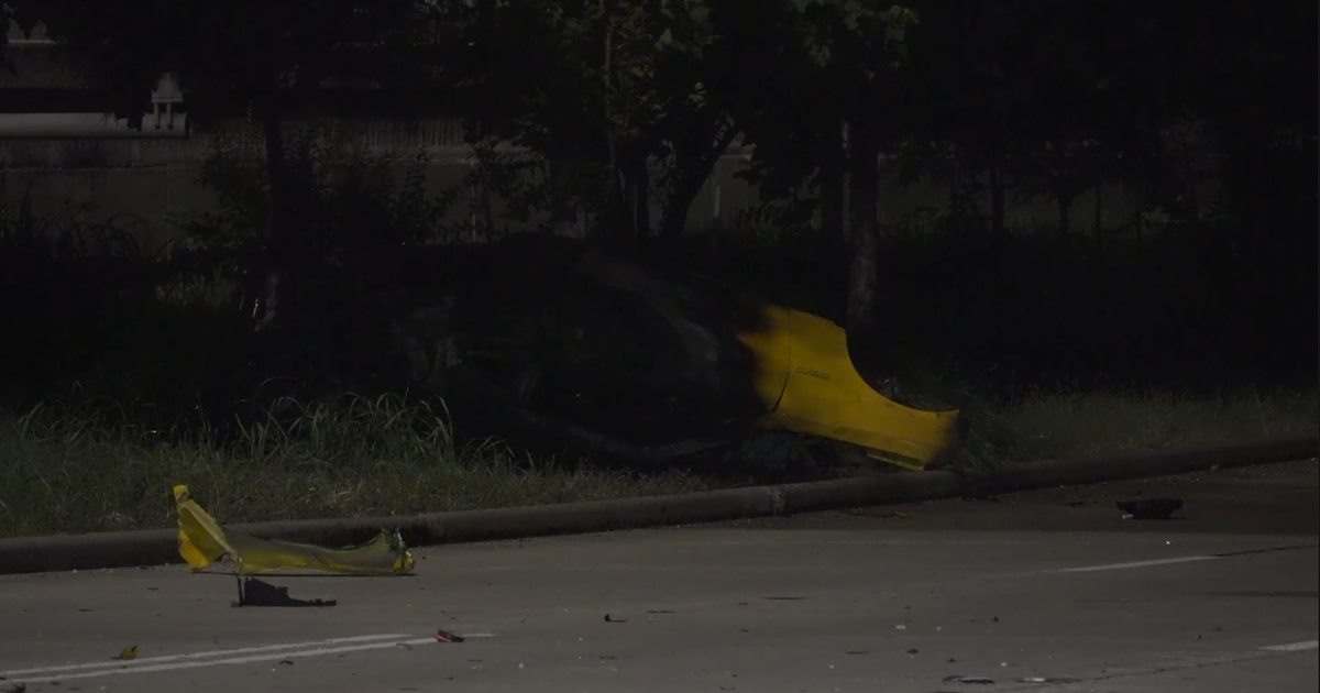 Eastex Freeway crash: 1 dead after vehicle hits light pole, catches fire