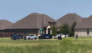 Forney police search for 2 suspects after fatal shooting, residents asked to stay inside