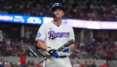 Rangers' Corey Seager takes live BP for first time since suffering back injury
