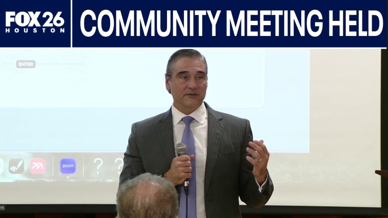 Community meeting held following deadly ICE shooting in Houston