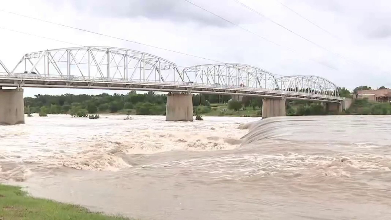 Texas floods: Llano River floodwaters help fill Lake Travis