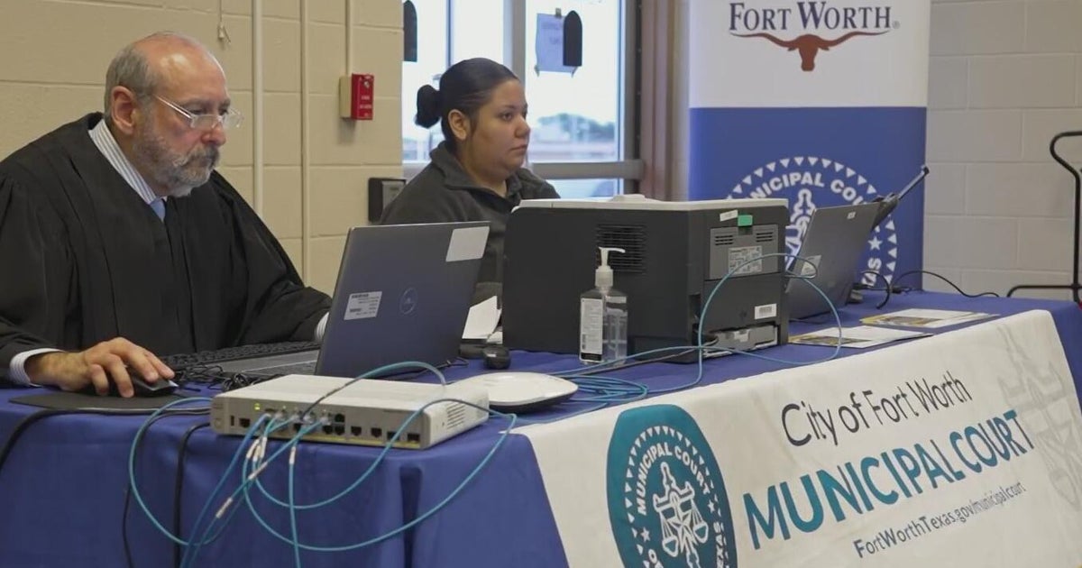 Fort Worth program helps residents clear warrants, traffic tickets without going to jail