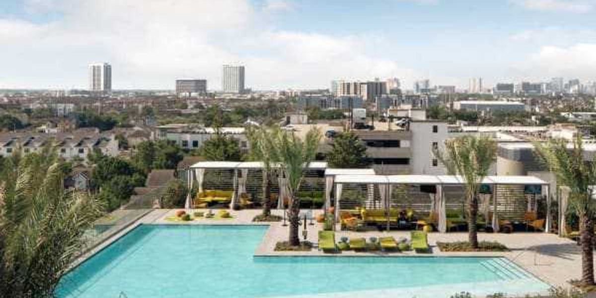 Top Texas hotels hosting summer happenings & more travel fun