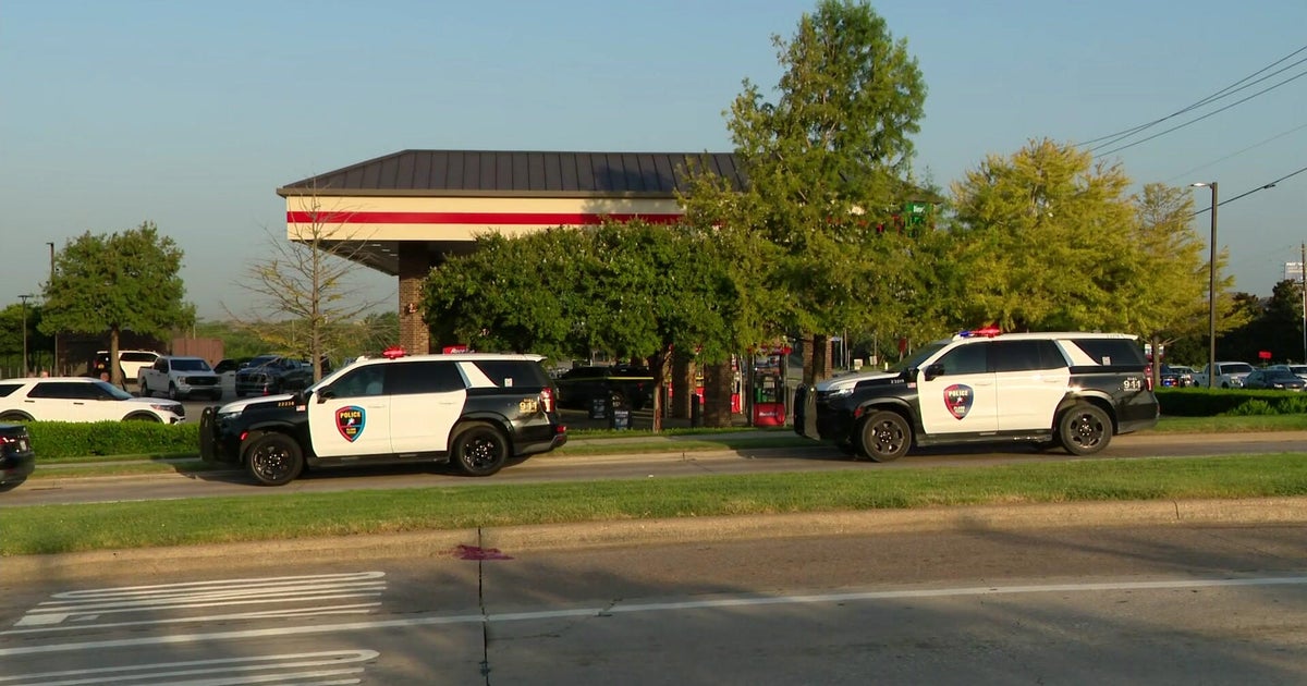 Officers shoot, wound suspect at Carrollton gas station accused of opening fire on them, police say