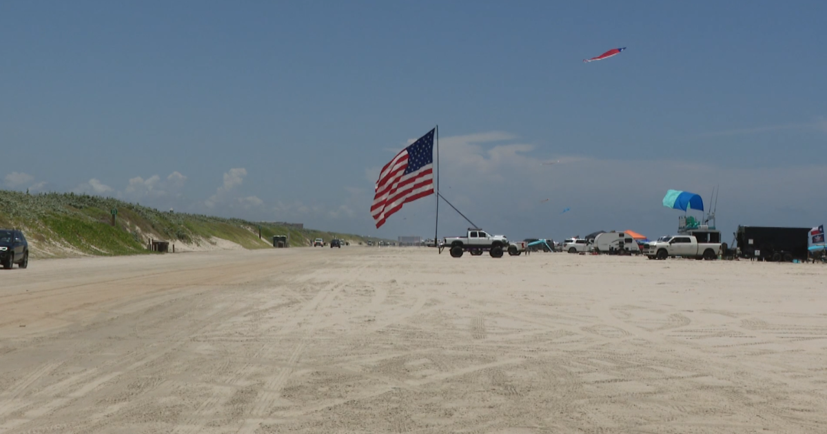 Teen shot during Fourth of July beach party in Port Aransas
