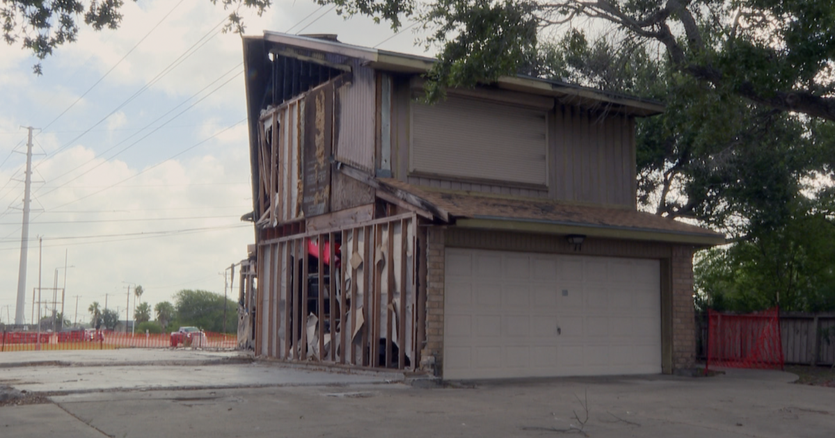 Premont Drive duplex still standing, board hearing delayed