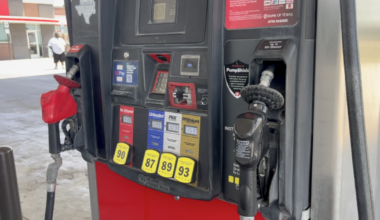 Gas prices drop nearly 40 cents in 1 month, giving Texas drivers relief