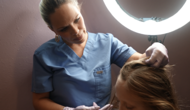 Coastal Bend clinic offers free head lice checks for back to school