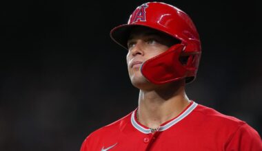 Angels trade Logan O'Hoppe, Chase Silseth to Texas