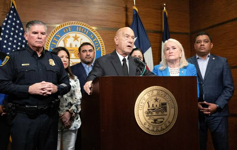 REUTERS/ANTRANIK TAVITIAN
                                Houston Mayor John Whitmire speaks during a press conference about the fatal shooting of Mexican motorist Lorenzo Salgado Araujo by an ICE agent in Houston, Texas, today.