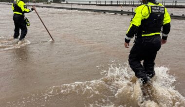 Heavy rains keep drenching South Texas, tornado reported in San Antonio