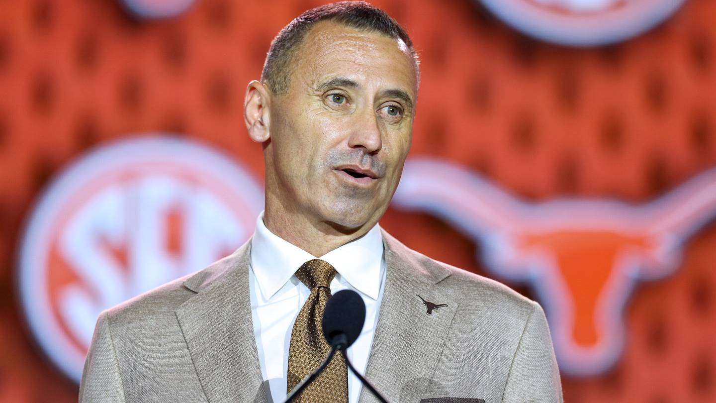 Why Texas' Schedule Creates One of College Football's Biggest TV Opportunities