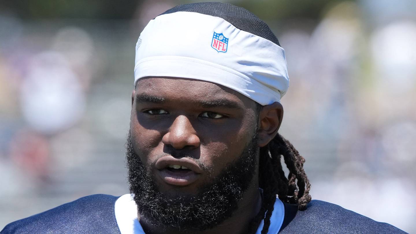 Dallas Cowboys defensive tackle Mazi Smith