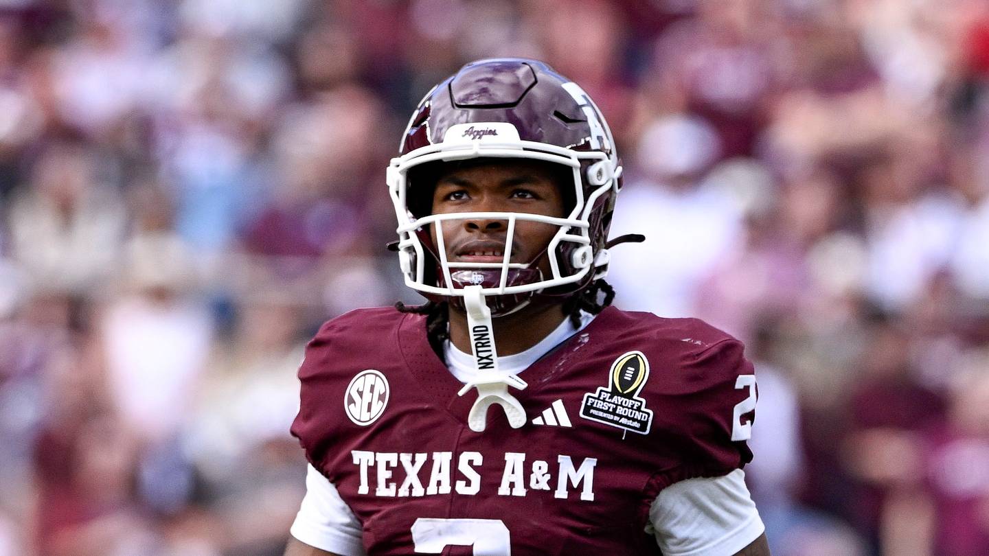 Texas A&M's Terry Bussey Has Completely Changed His Body Before the 2026 Season