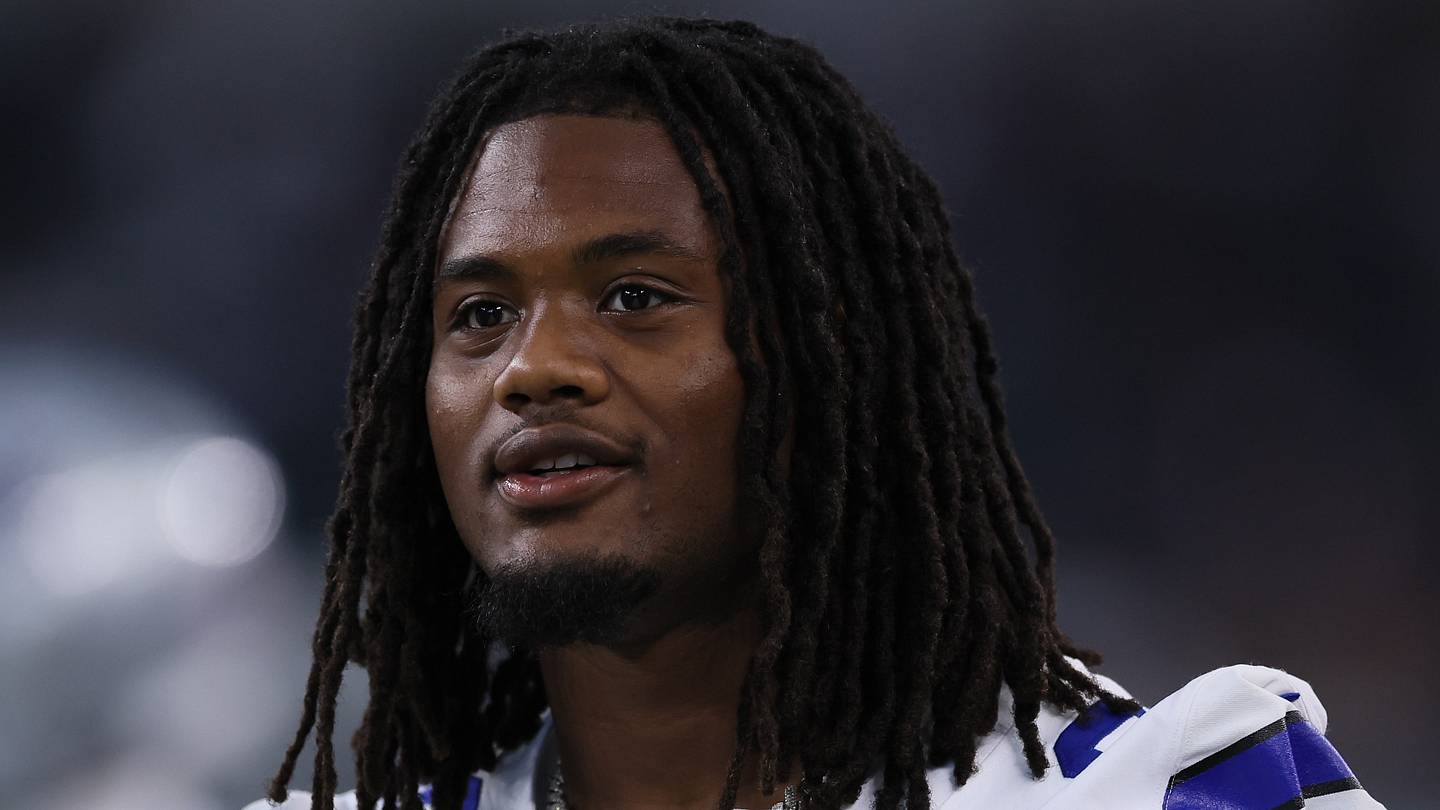 Dallas Cowboys running back Jaydon Blue
