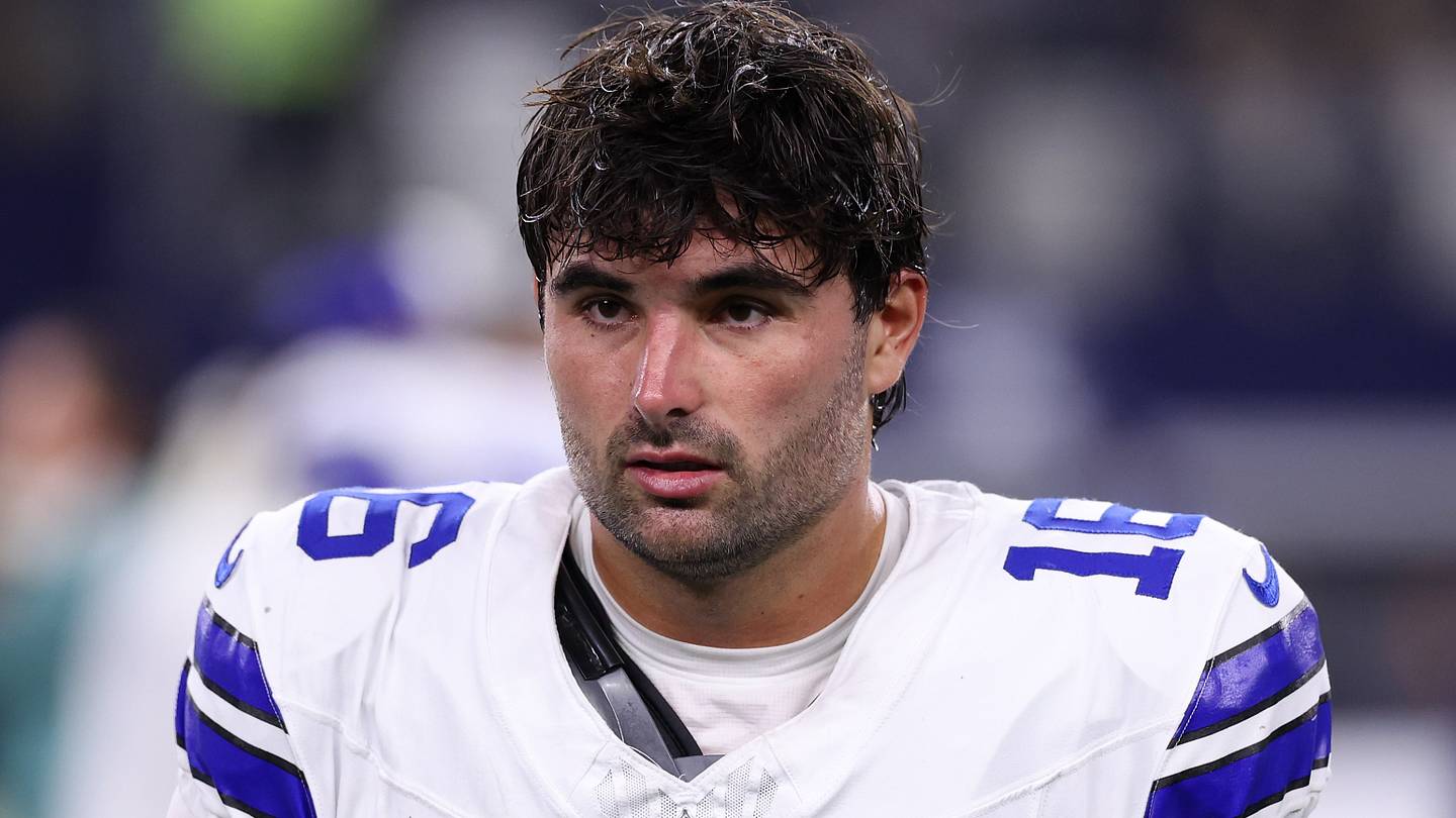 Dallas Cowboys quarterback Sam Howell